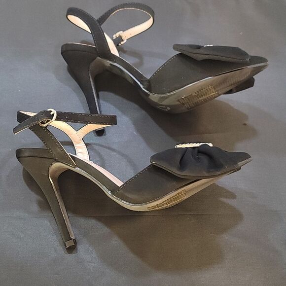 BRAND NEW FOREVER  FLOWER BOWNOT POINTED TOE HIGH HEEL STILETTO SANDAL - Picture 9 of 12